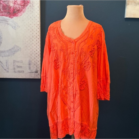 NWT Gretty Zueger Embroidered Tunic XL - Picture 1 of 3